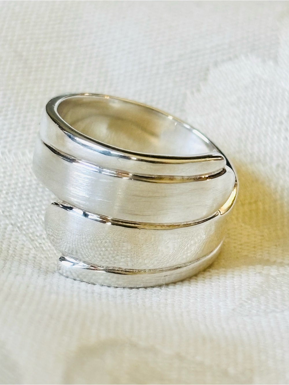 Retired Silpada Sterling Silver Wrapped Band Ring Size 6.5